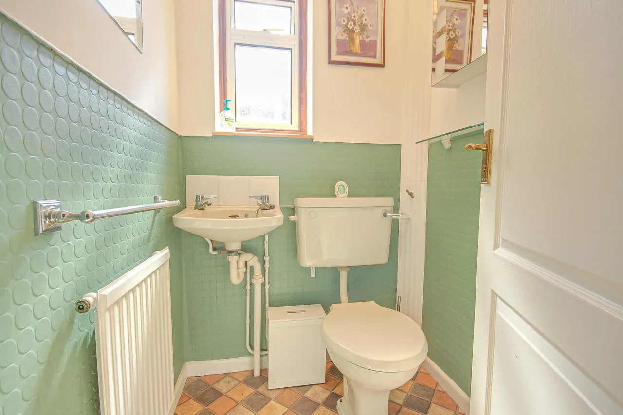 Estcourt Close, Longlevens, Gloucester, GL1, photo 11