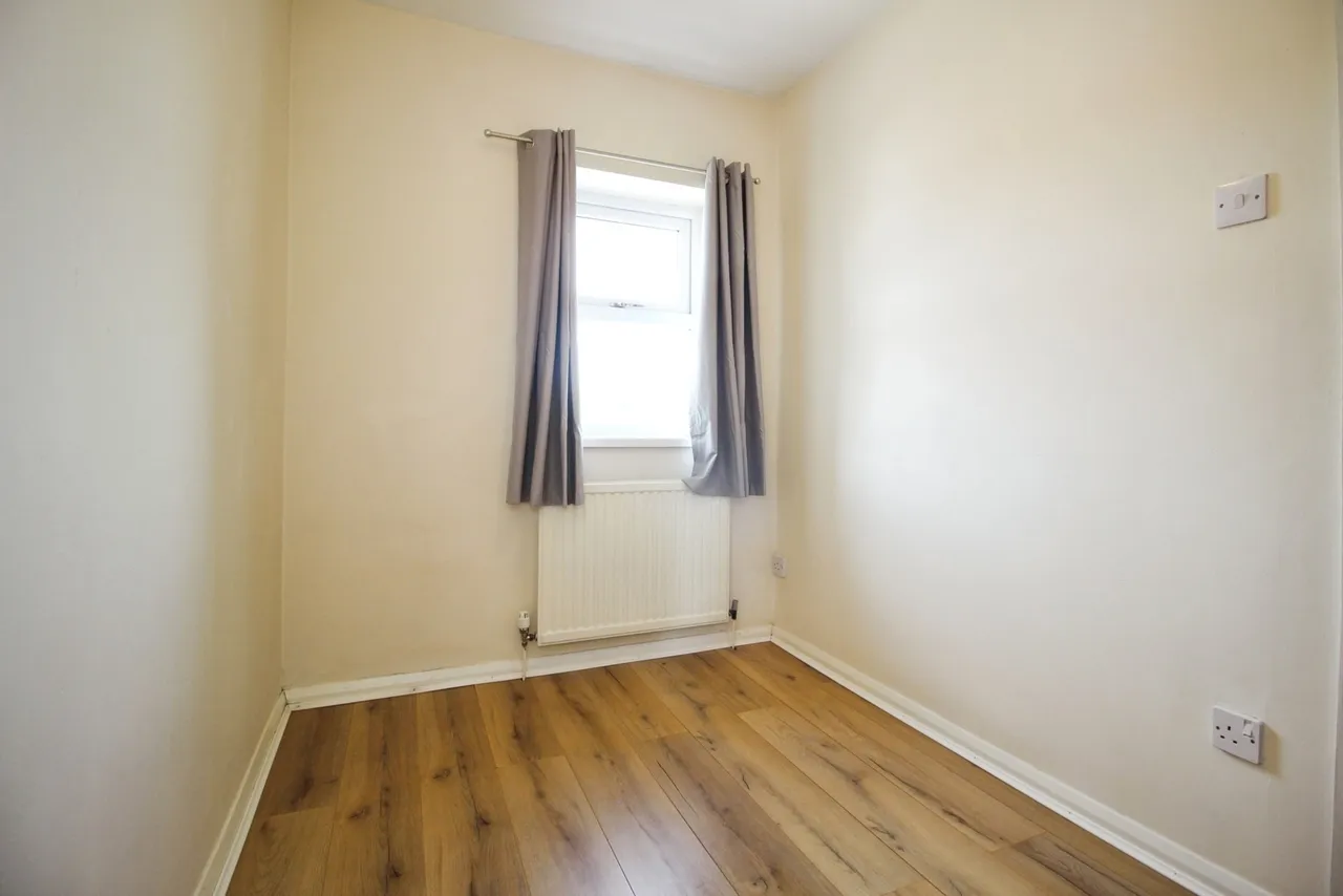 Meadow Croft, Outwood, Wakefield, West Yorkshire, WF1, photo 12