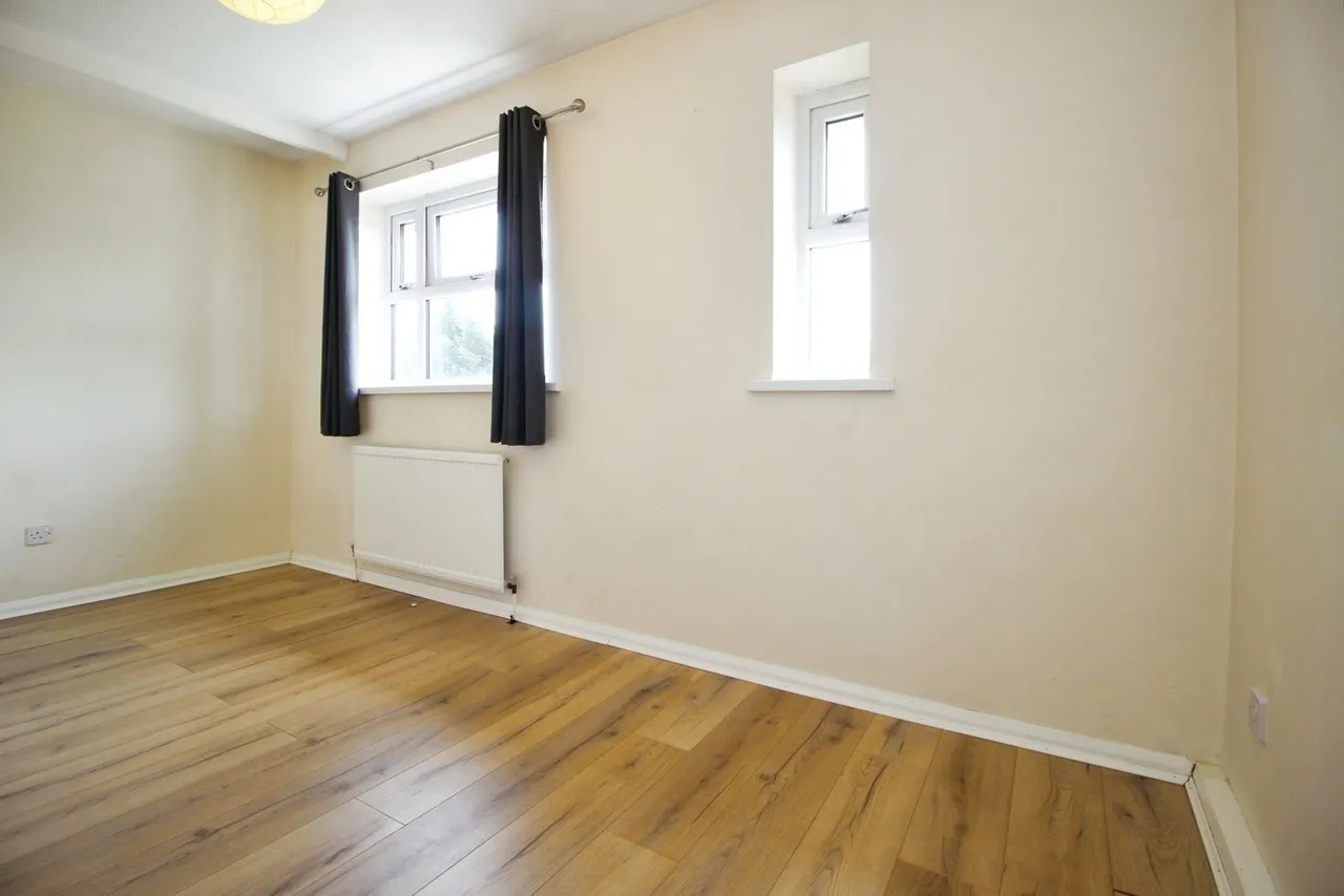 Meadow Croft, Outwood, Wakefield, West Yorkshire, WF1, photo 13