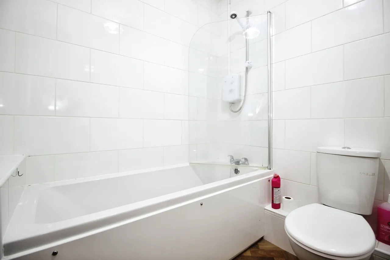 Meadow Croft, Outwood, Wakefield, West Yorkshire, WF1, photo 15