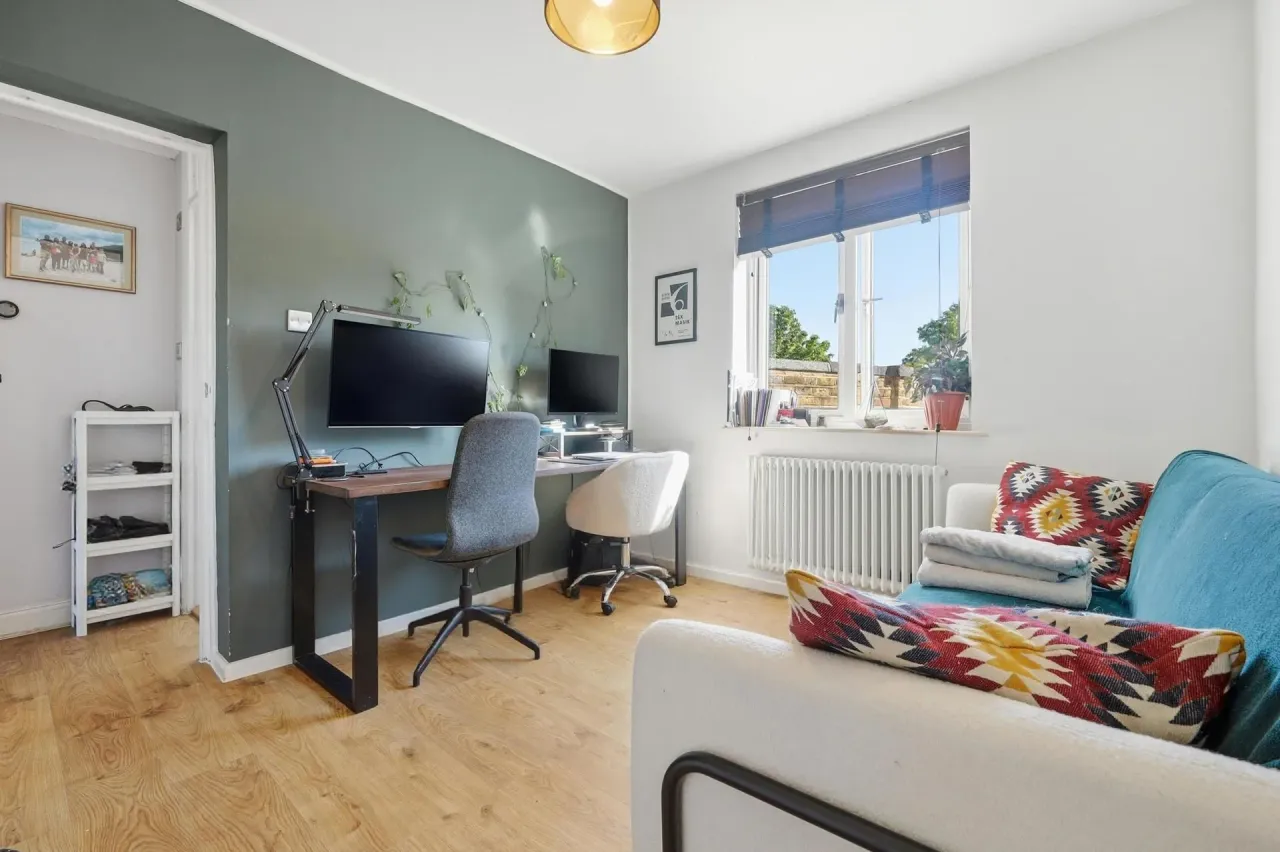 Grange Park Road, Leyton, E10, photo 11