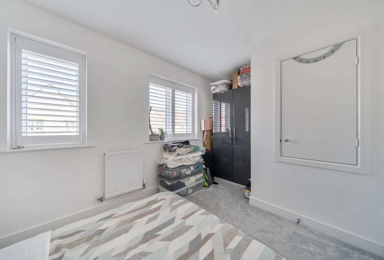 Churchill Drive, Gloucestershire, Innsworth, GL3 1FP, photo 9