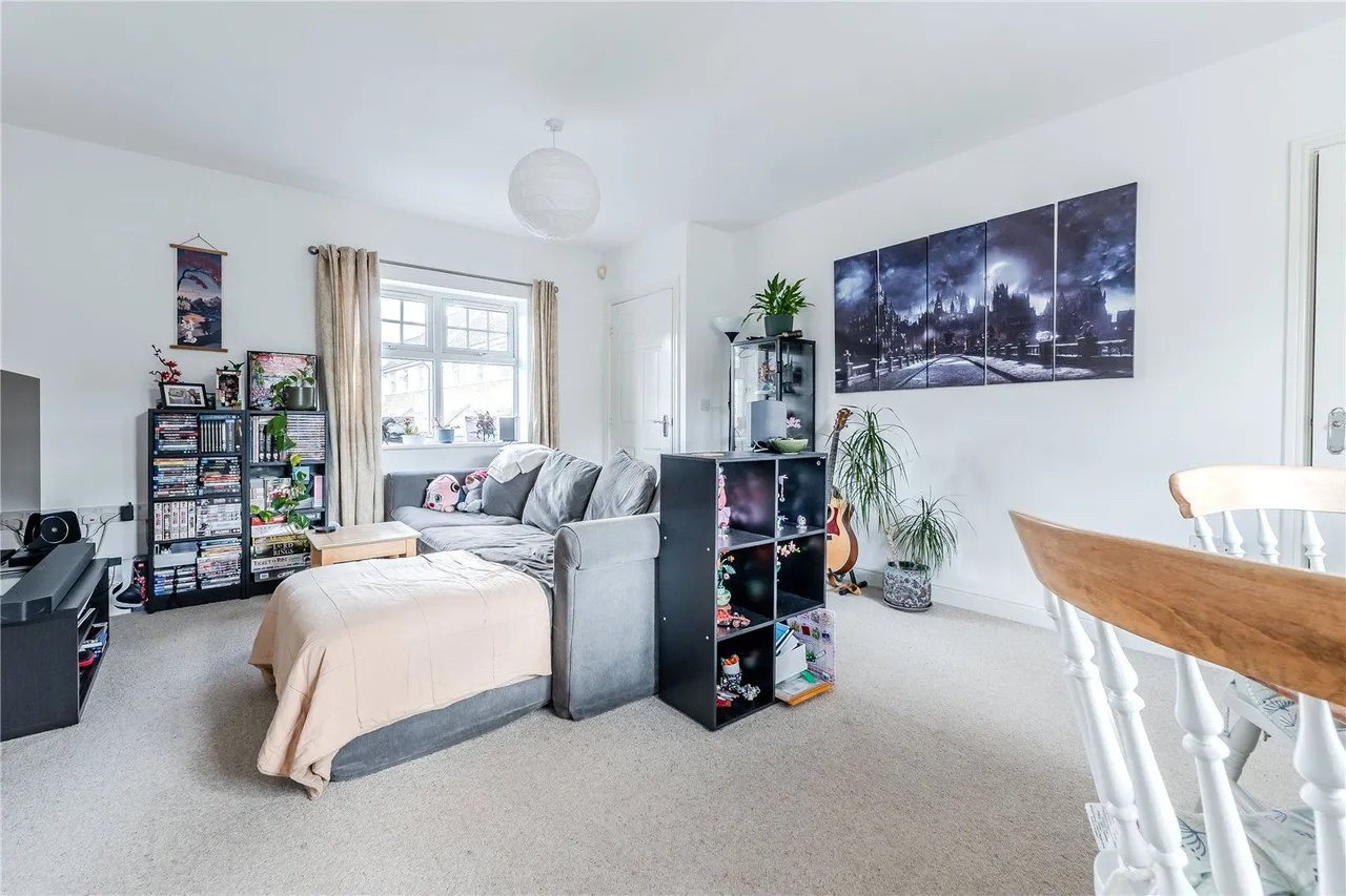 High Royds Drive, Menston, LS29, photo 4