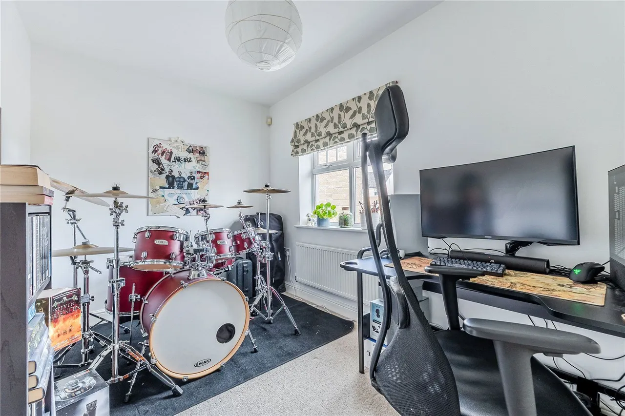 High Royds Drive, Menston, LS29, photo 7