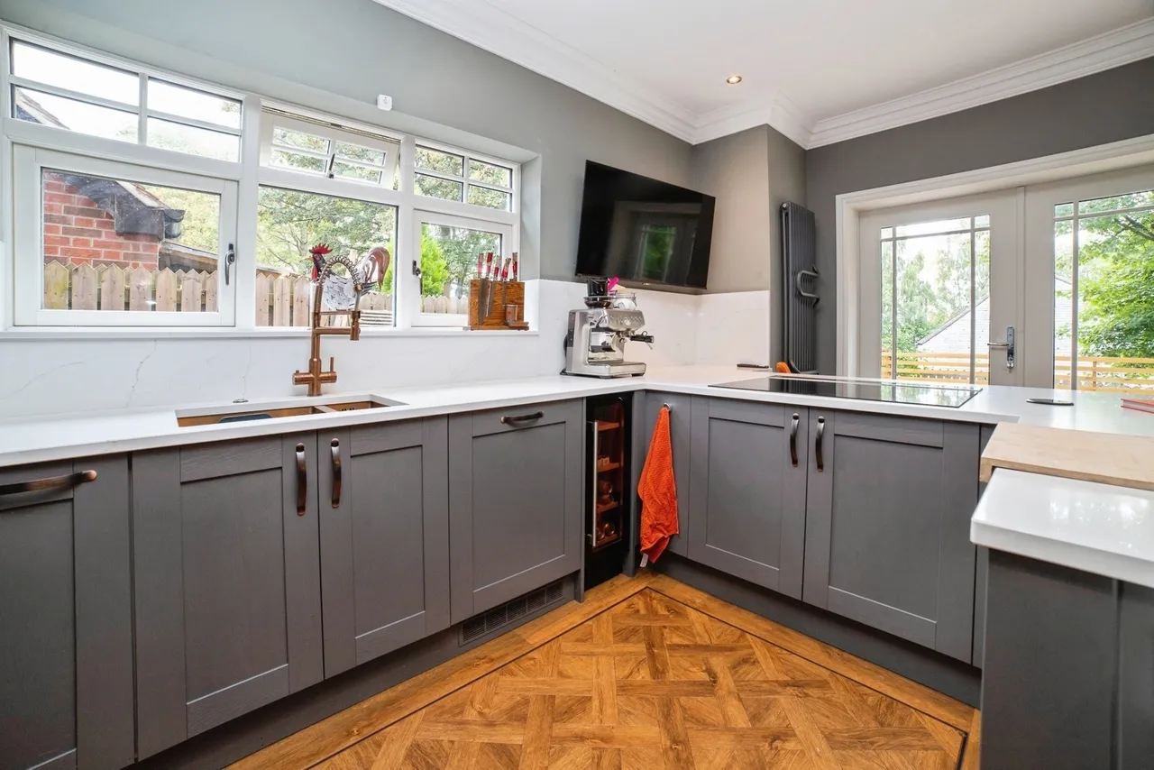 New Park Lane, Mansfield, Nottinghamshire, NG18, photo 13