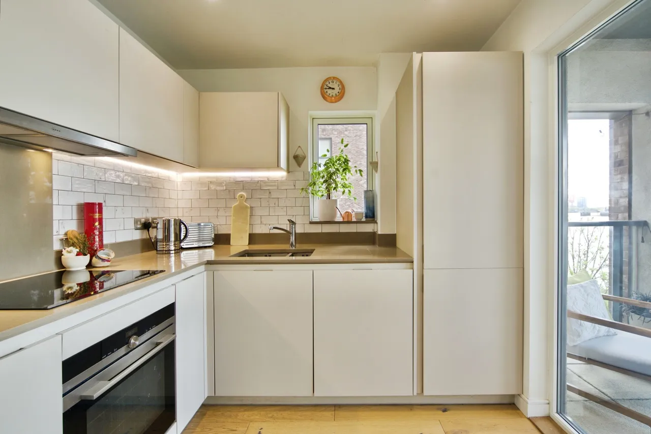 35 Ovex Close, London, photo 6