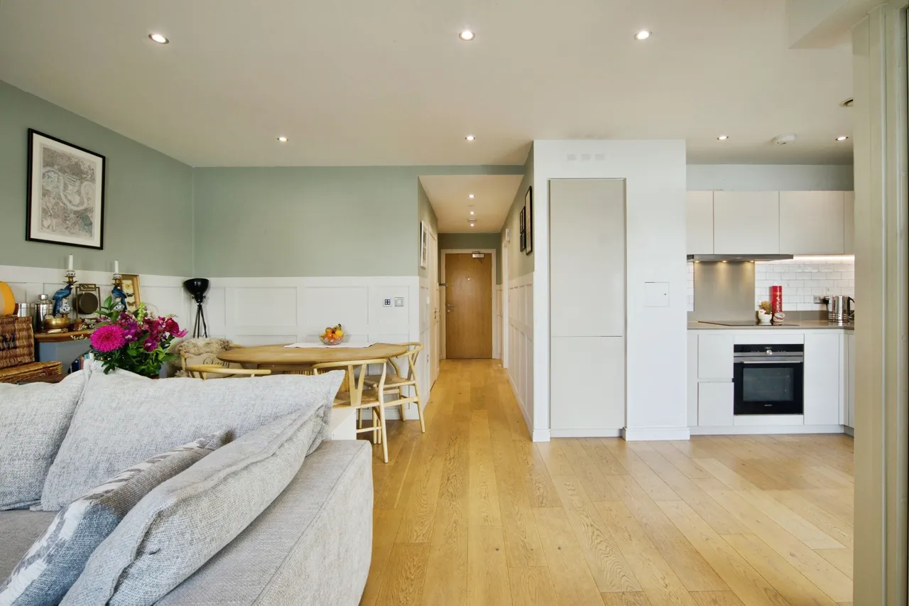 35 Ovex Close, London, photo 9