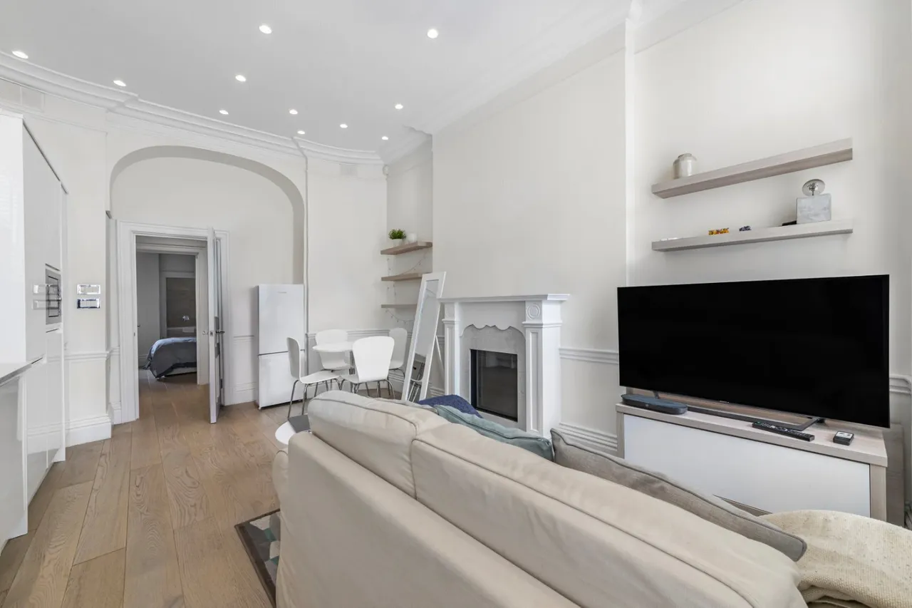 Guilford Street, Bloomsbury, WC1N, photo 4