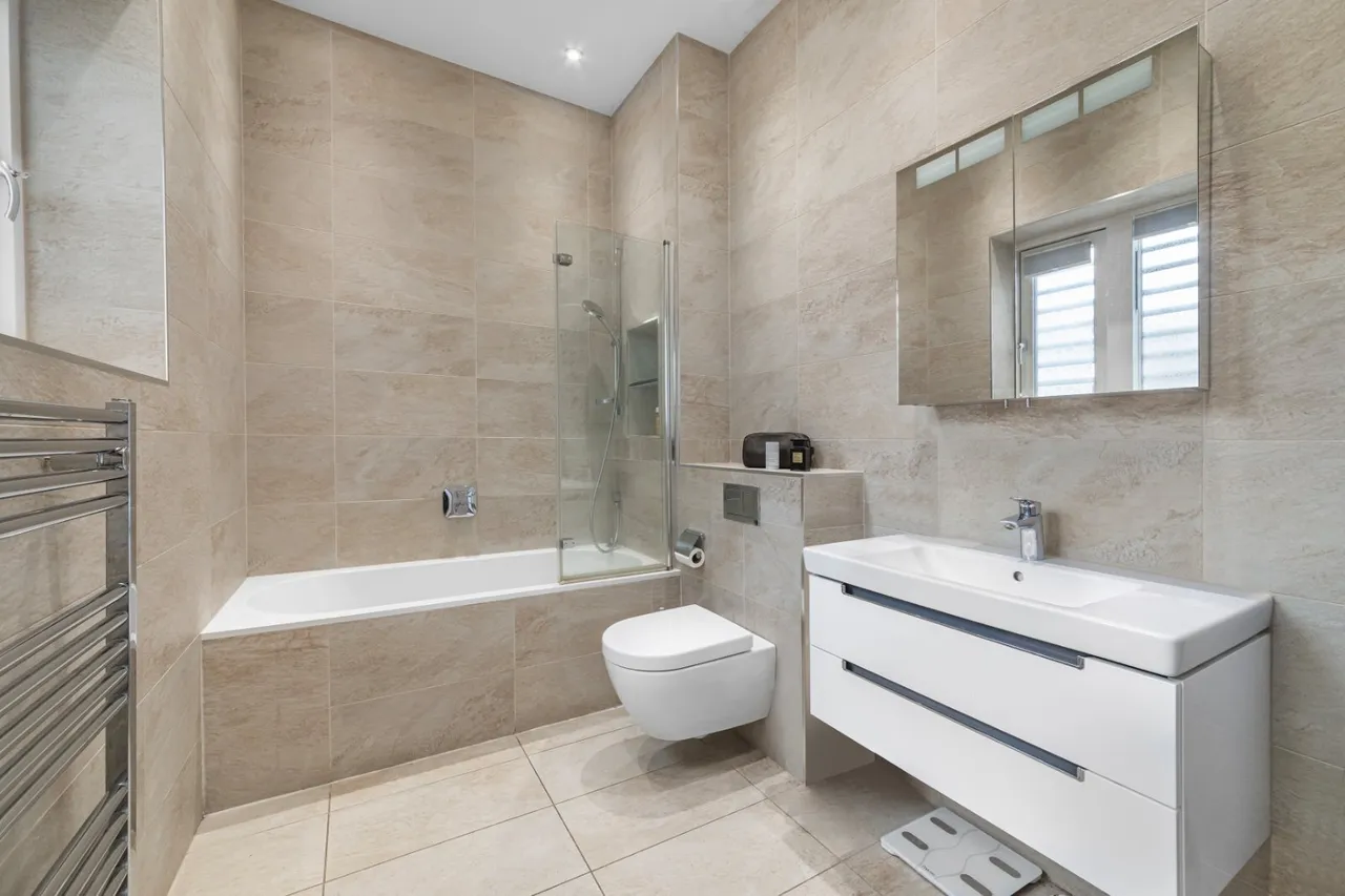Guilford Street, Bloomsbury, WC1N, photo 12