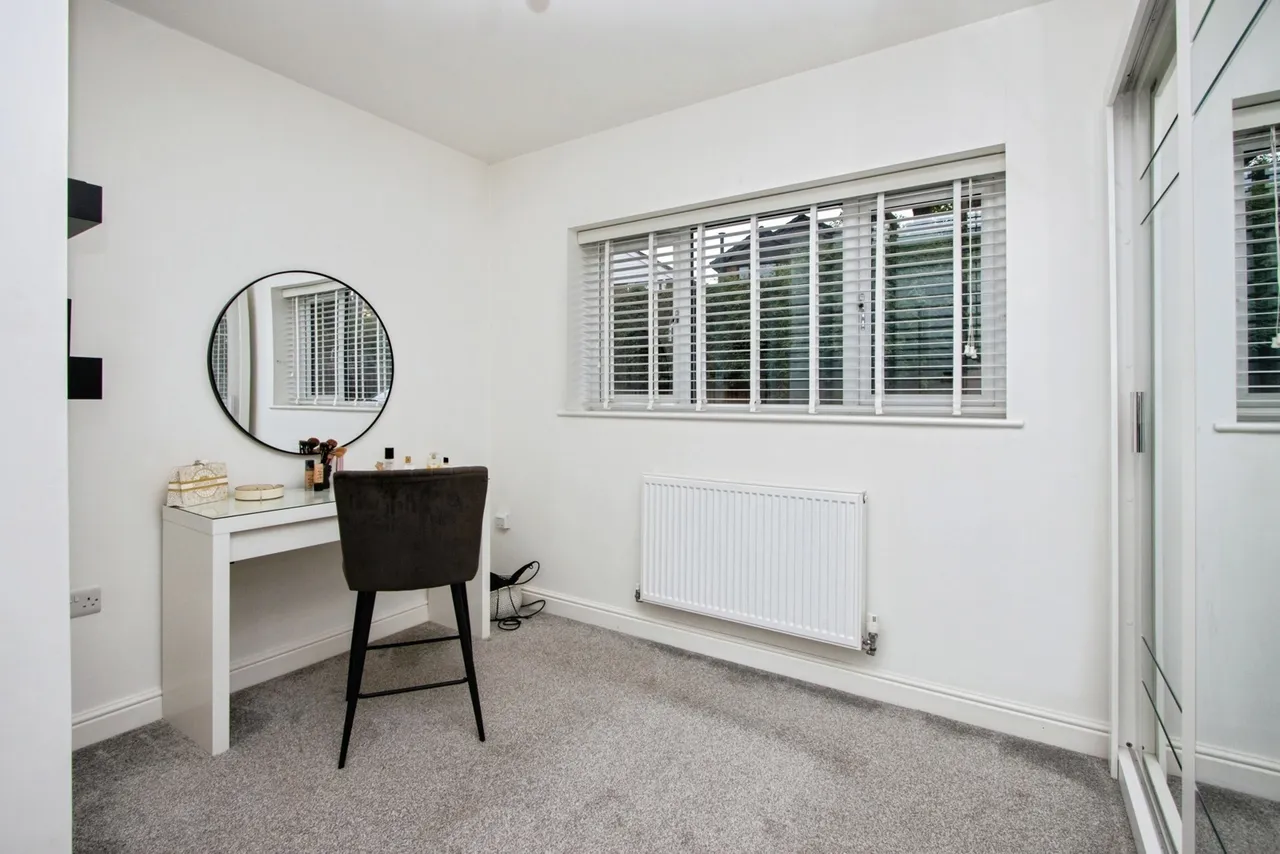Rosedene Court, Earlsheaton, WF12, photo 8