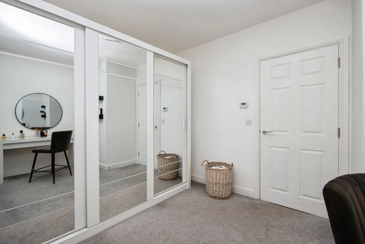 Rosedene Court, Earlsheaton, WF12, photo 9