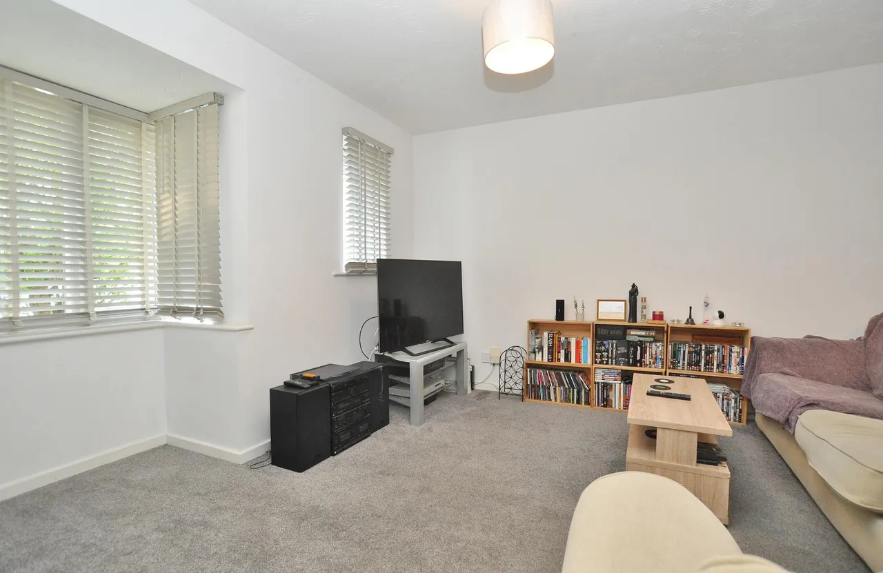 Redoubt Close, Hitchin, SG4, photo 7