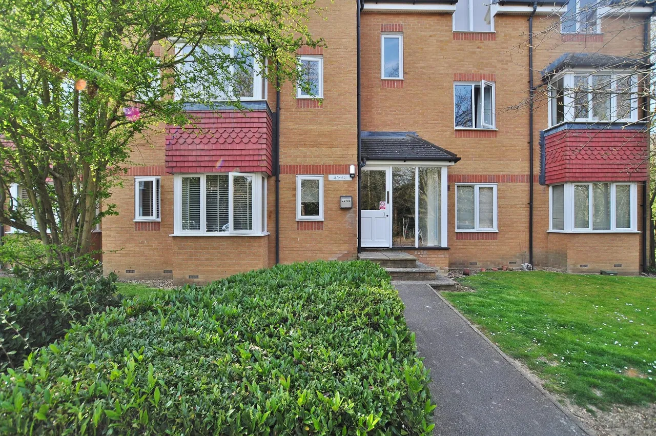 Redoubt Close, Hitchin, SG4, photo 22