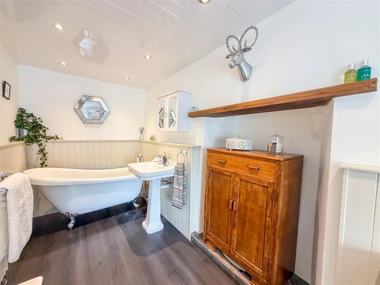 Drumclog, Strathaven, ML10 6QJ, photo 27