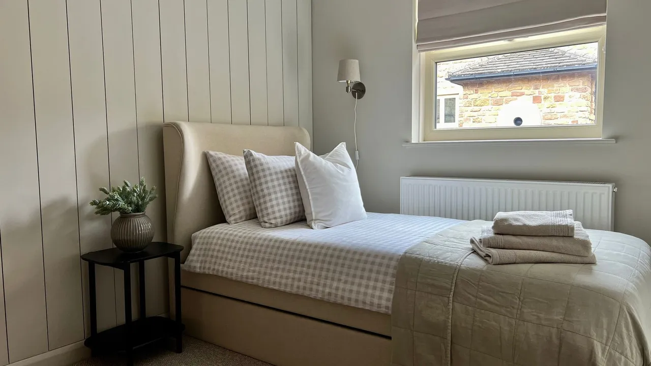 Morthen Road, Wickersley, S66, photo 5