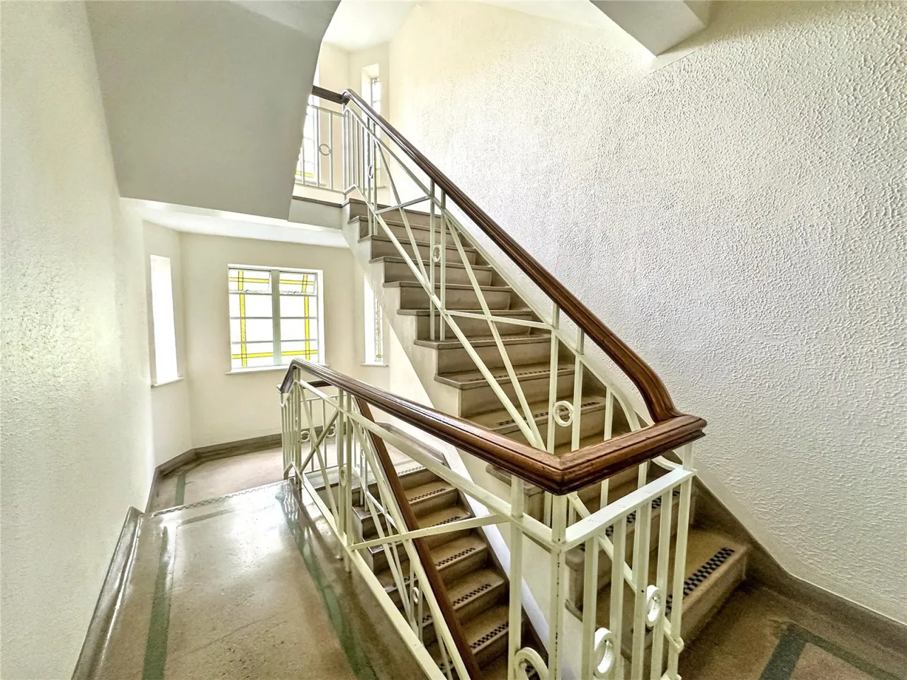 Merton Mansions, Raynes Park, photo 10