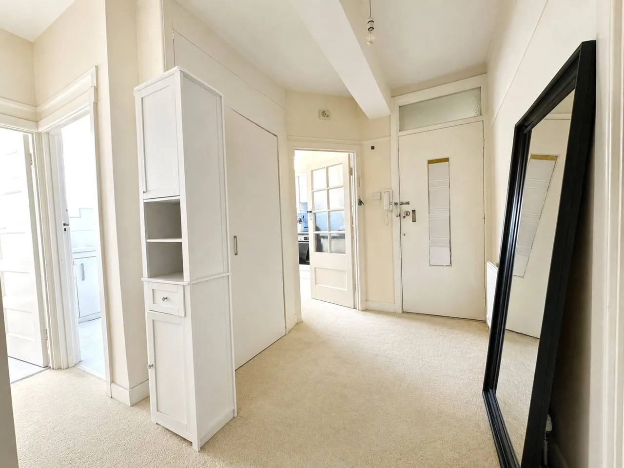 Merton Mansions, Raynes Park, photo 3