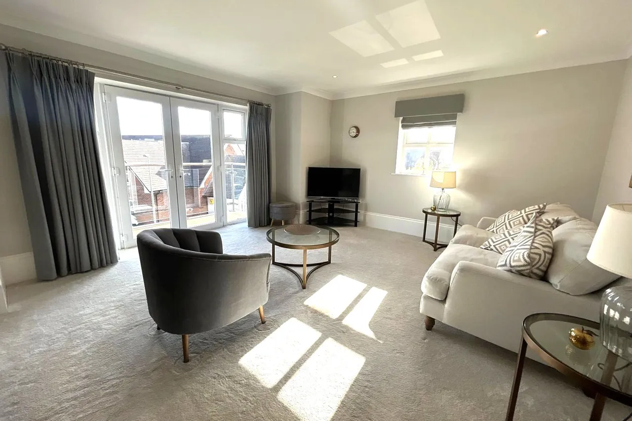 Farnham Road, Liss, GU33, photo 3