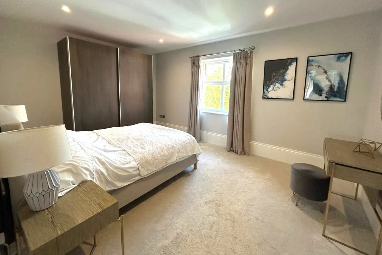 Farnham Road, Liss, GU33, photo 7
