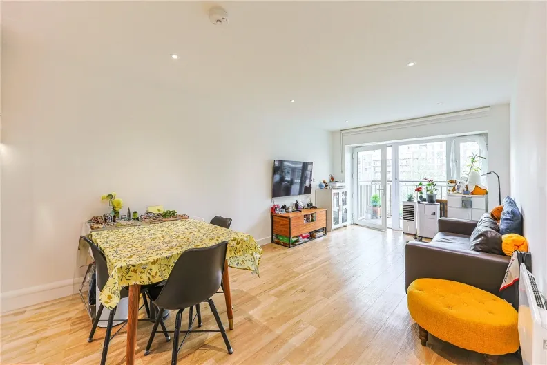 2 bed flat for sale, Beaufort Square, Beaufort Park, NW9