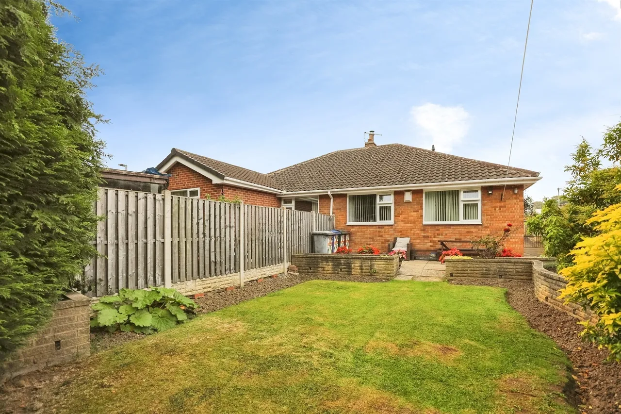 West View Crescent, Goldthorpe, S63, photo 14