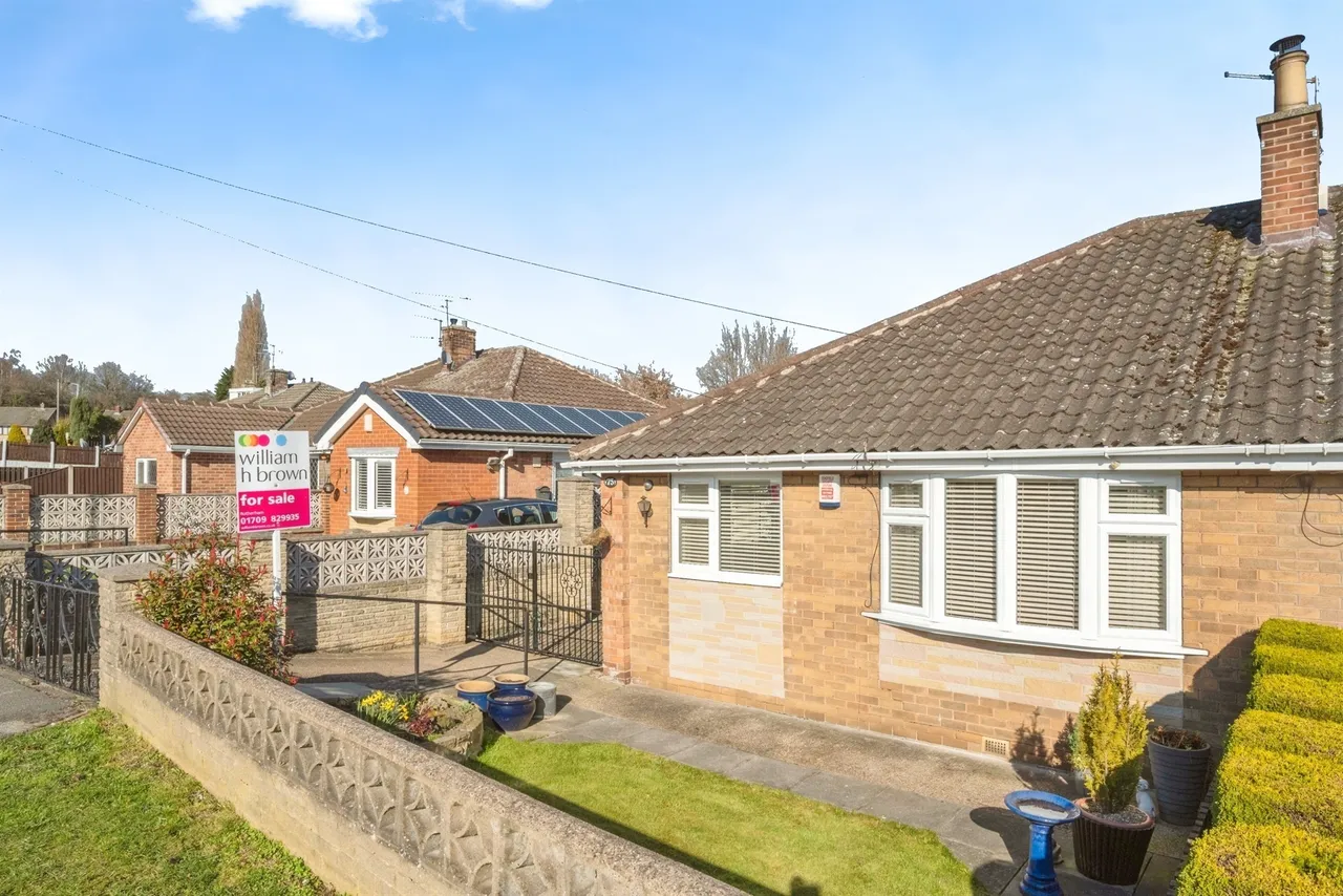 2 bed house for sale, West View Crescent, Goldthorpe, S63
