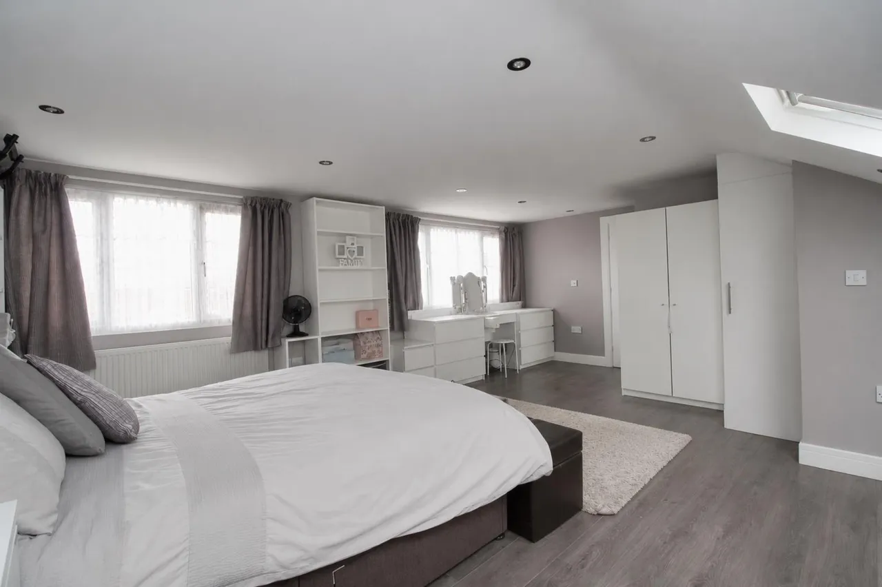 Claremont, Cheshunt, photo 8