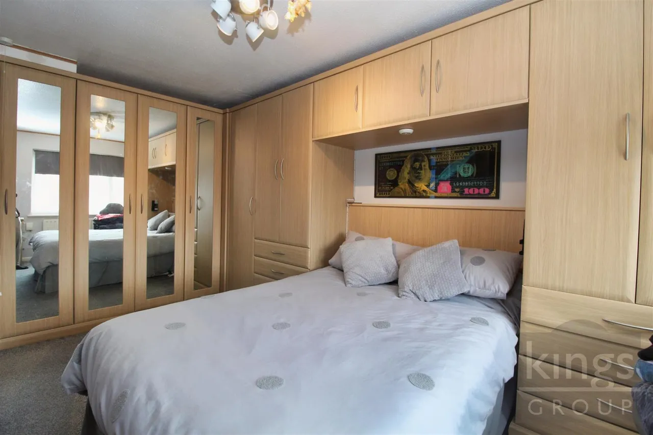 Claremont, Cheshunt, photo 11