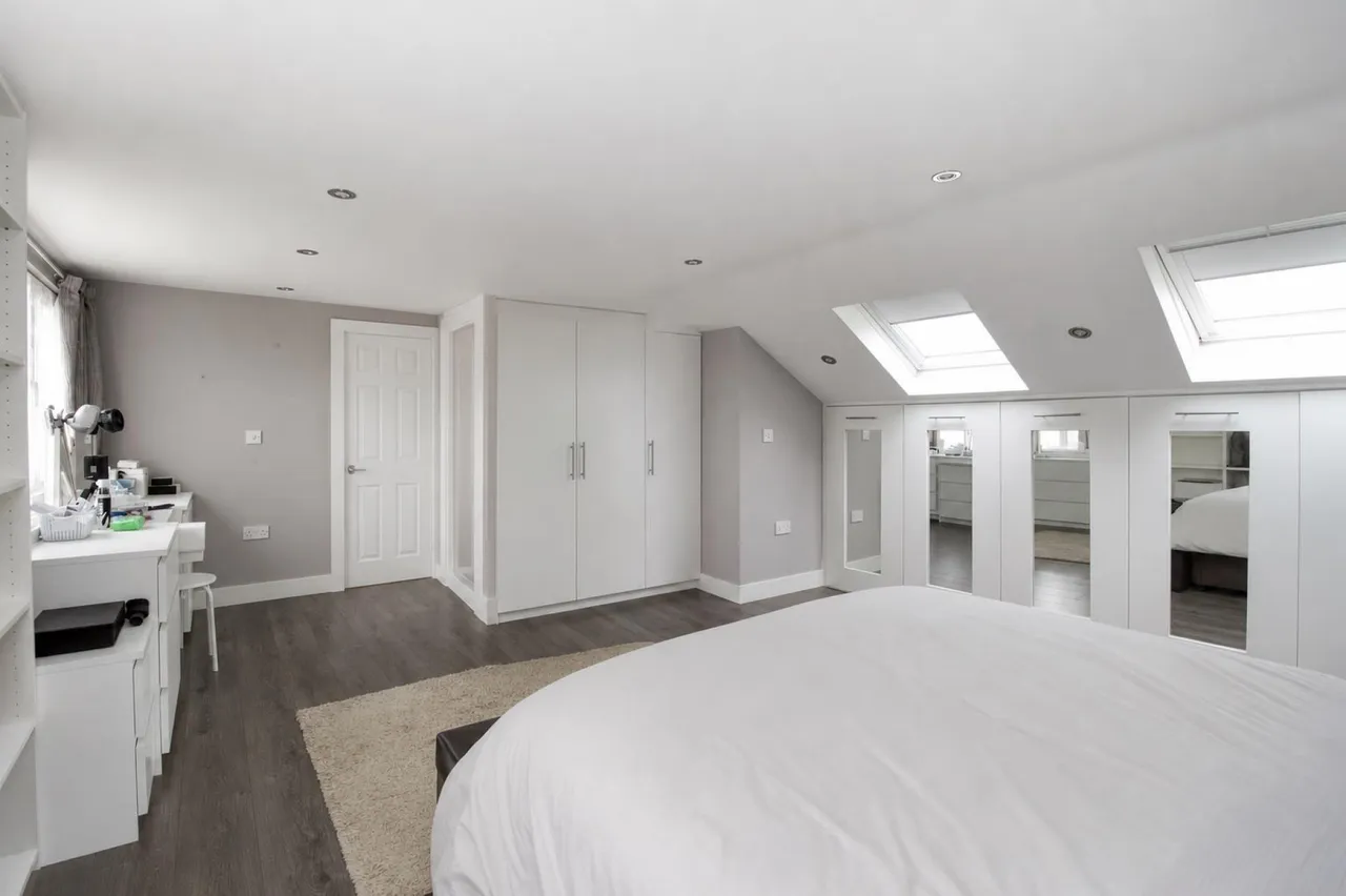Claremont, Cheshunt, photo 9