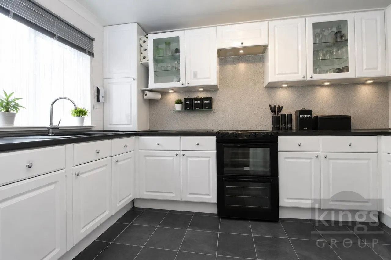 Claremont, Cheshunt, photo 6