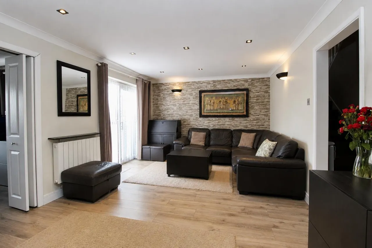Claremont, Cheshunt, photo 4
