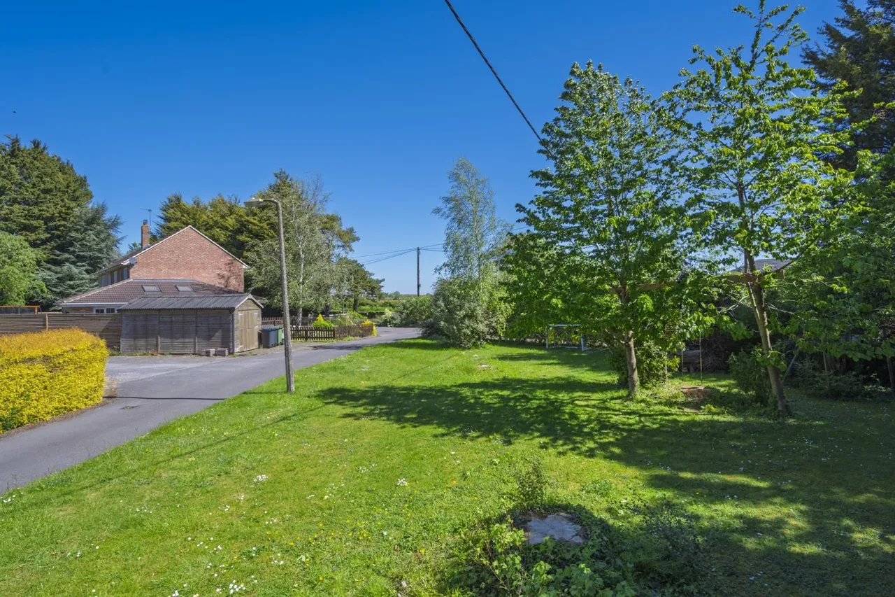 The Firs, Kemble, GL7, photo 5