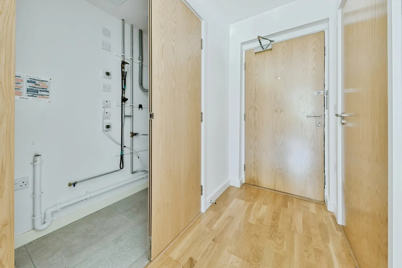 Admiral Drive, STEVENAGE, Hertfordshire, SG1, photo 16