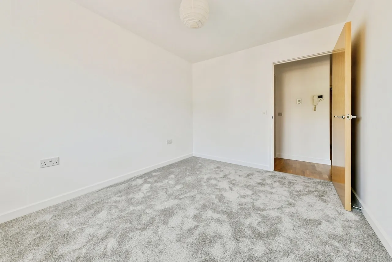 Admiral Drive, STEVENAGE, Hertfordshire, SG1, photo 13
