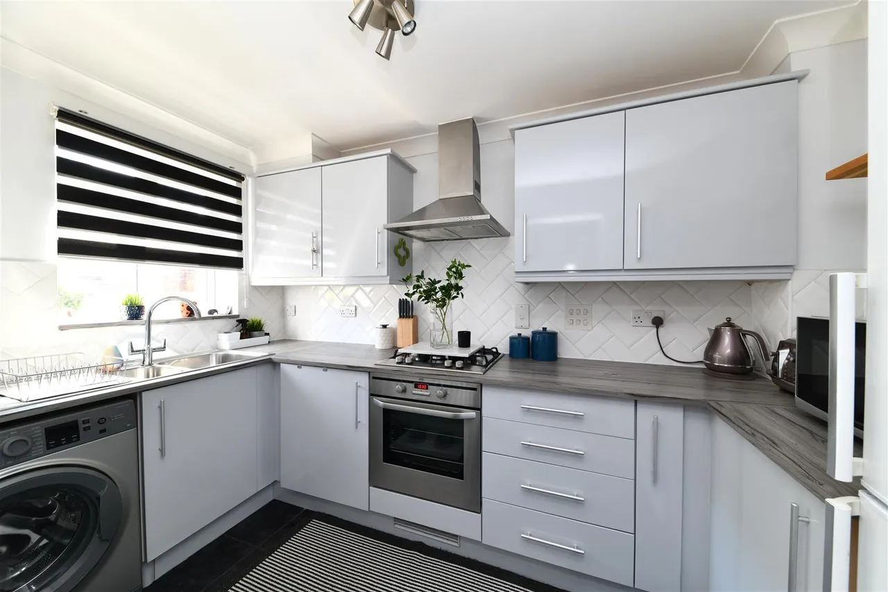 Grampian Place, Stevenage, Herts, SG1 6DR, photo 2