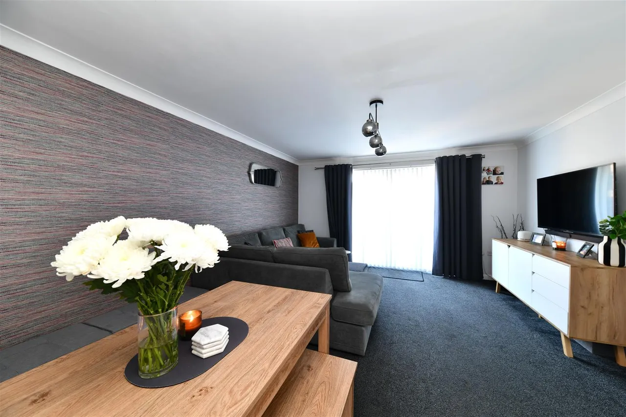 Grampian Place, Stevenage, Herts, SG1 6DR, photo 4