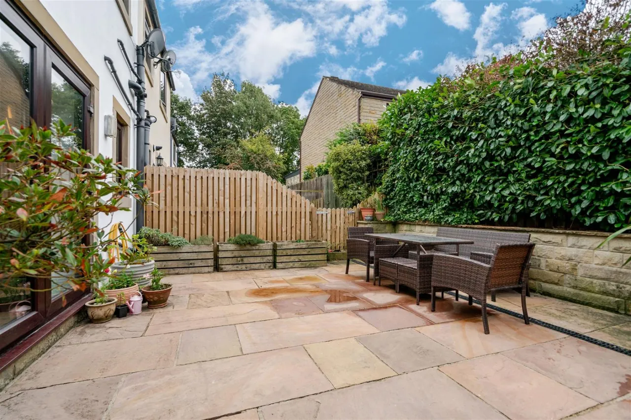 Westwood, Carleton, BD23, photo 7