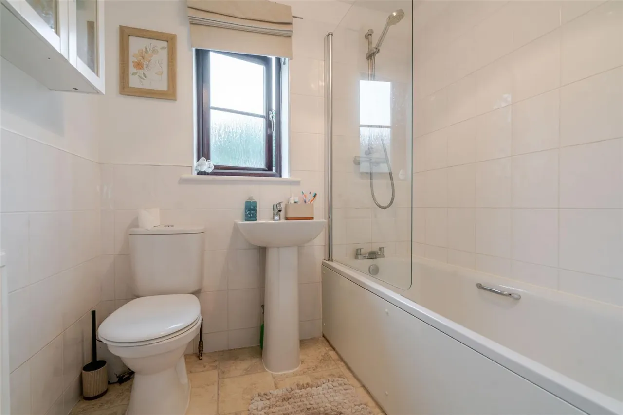 Westwood, Carleton, BD23, photo 12
