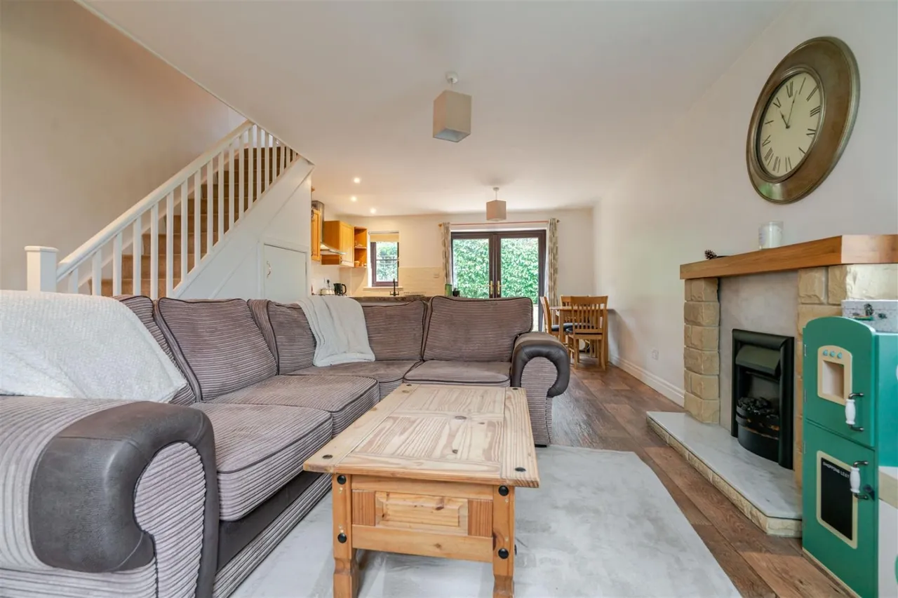 Westwood, Carleton, BD23, photo 3
