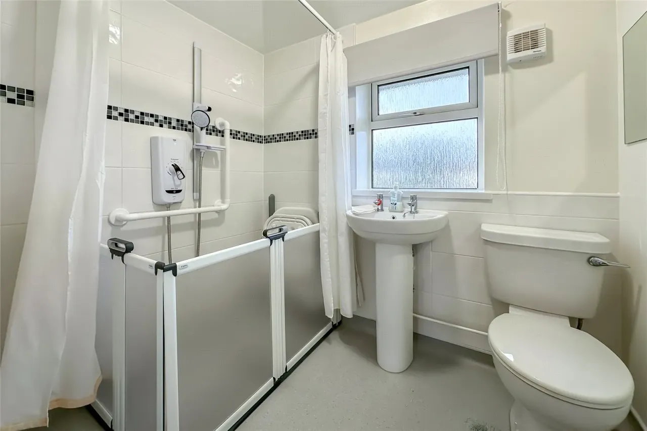 Manor Road, St. Albans, Hertfordshire, AL2 1PP, photo 10