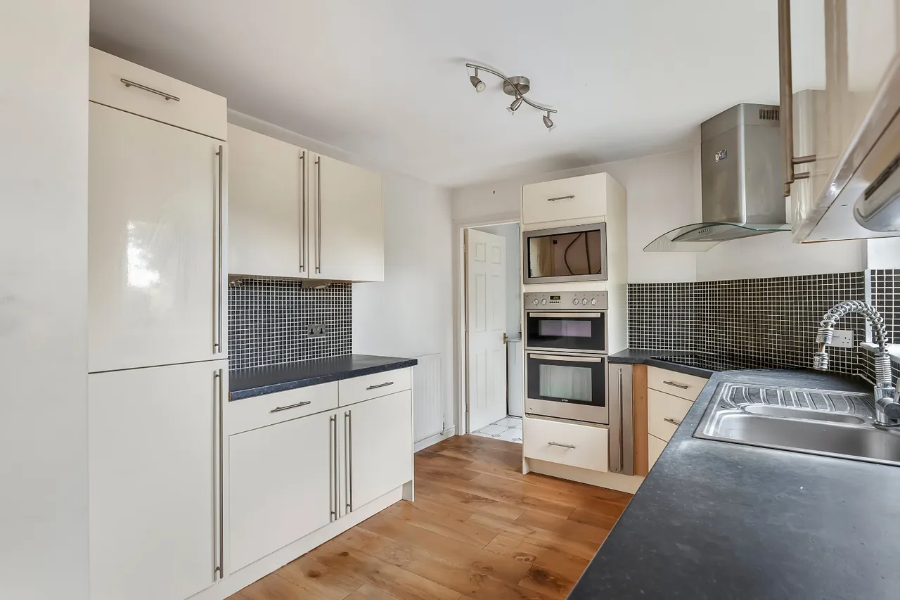 Banklands Avenue, Silsden, BD20, photo 6