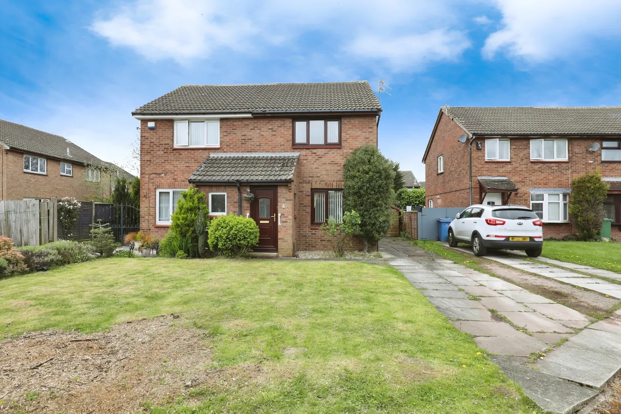 2 bed house for sale — Dahlia Close, Liverpool