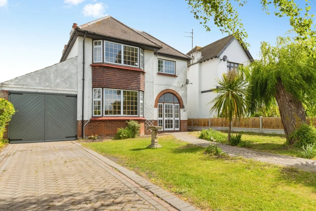 Arnold Road, Clacton-on-Sea, Essex, CO15, photo 17