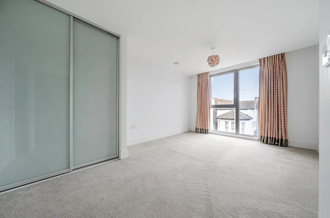 Brighton Road, Worthing, BN11, photo 5