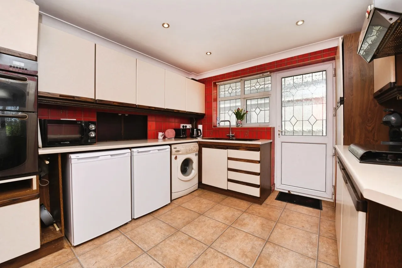Furrowfelde, Basildon, Essex, SS16, photo 9