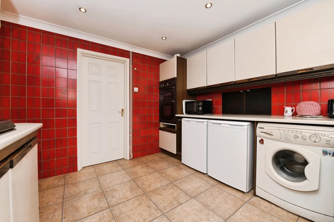 Furrowfelde, Basildon, Essex, SS16, photo 10