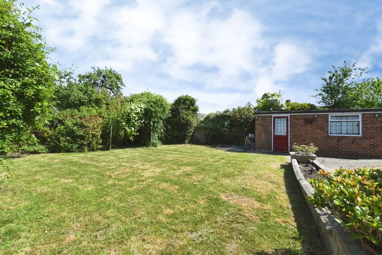 Furrowfelde, Basildon, Essex, SS16, photo 26