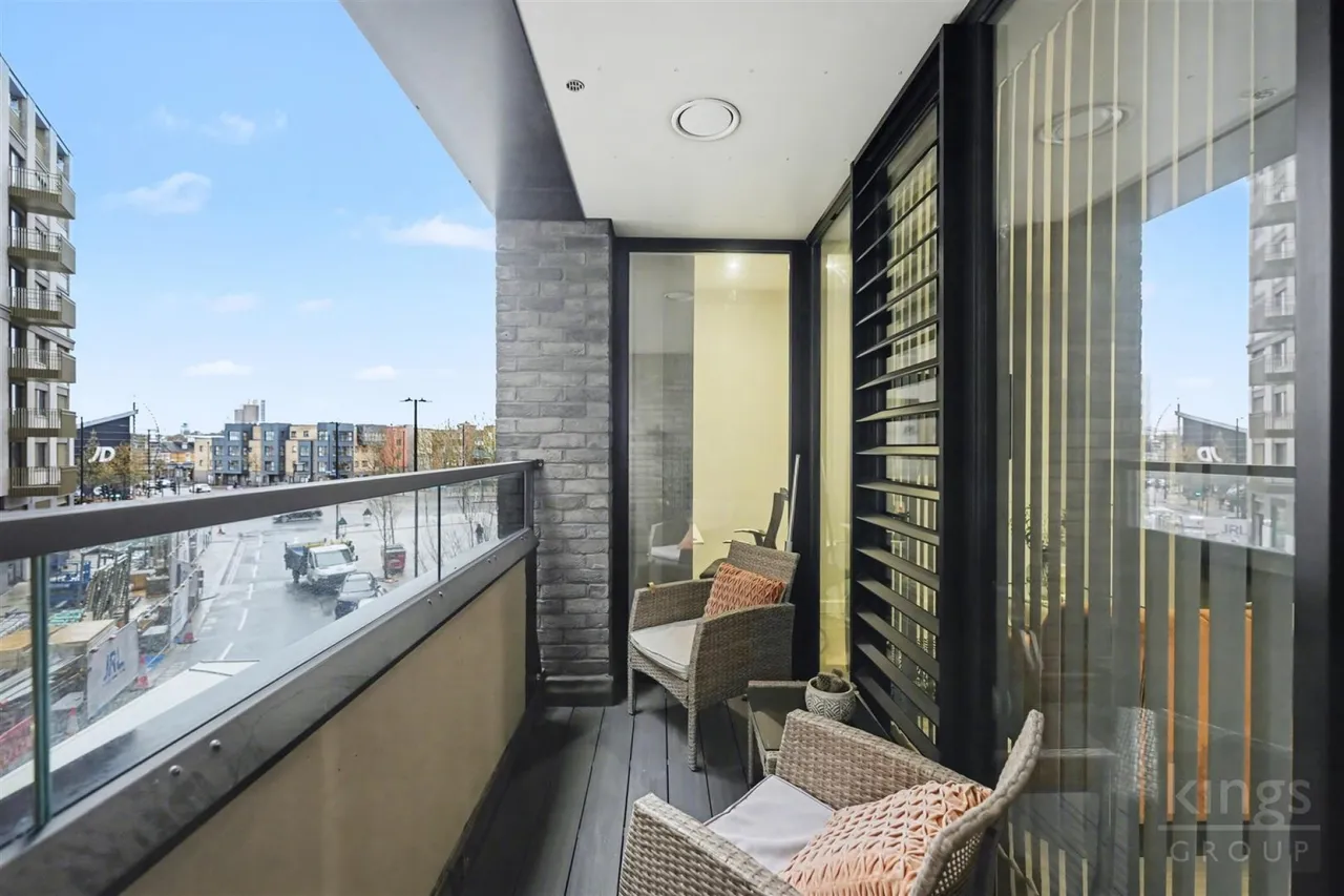 Station Road, London, photo 11