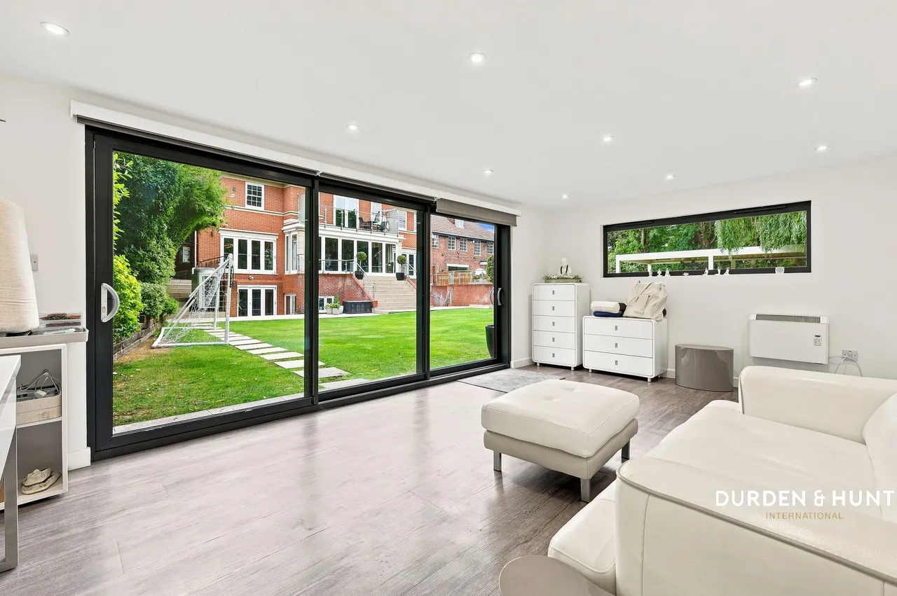 Parklands, Chigwell, IG7, photo 50