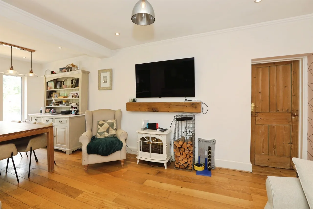 Blackwell Road, East Grinstead, photo 5